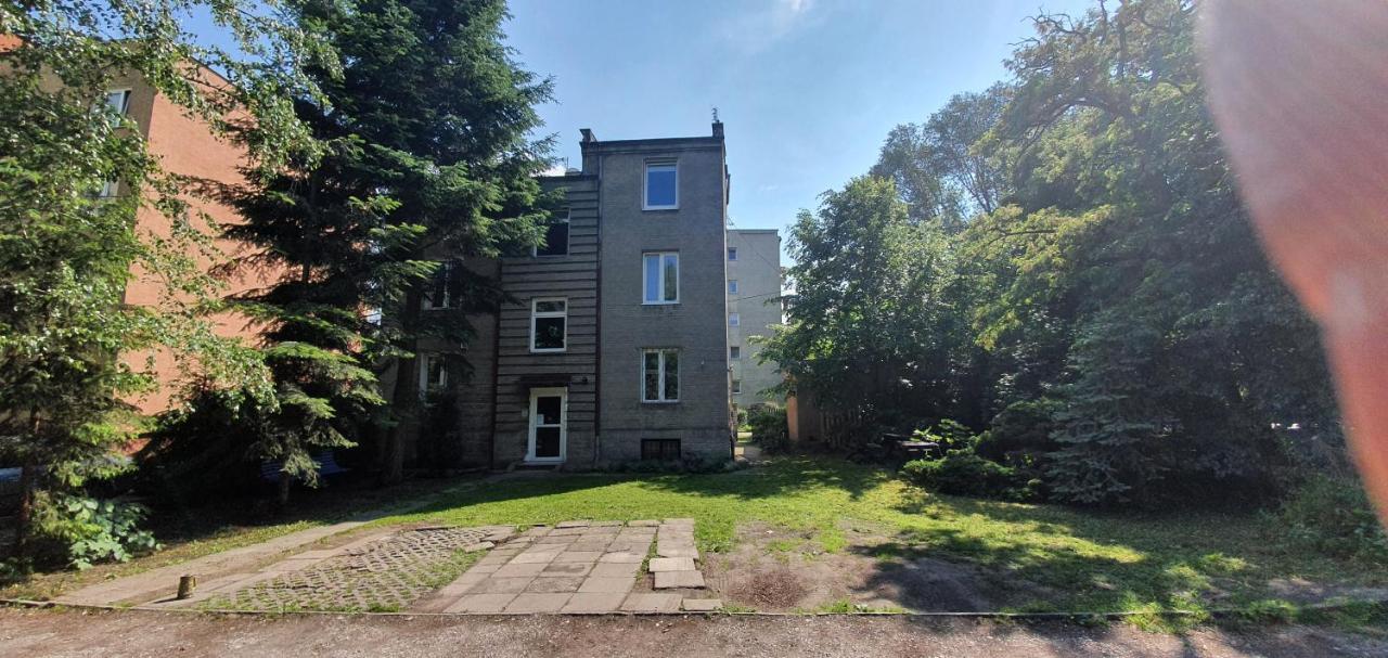 Juna2 - Nowoczesny Apartament W Centrum Z Widokiem Na Park Pruszków Buitenkant foto